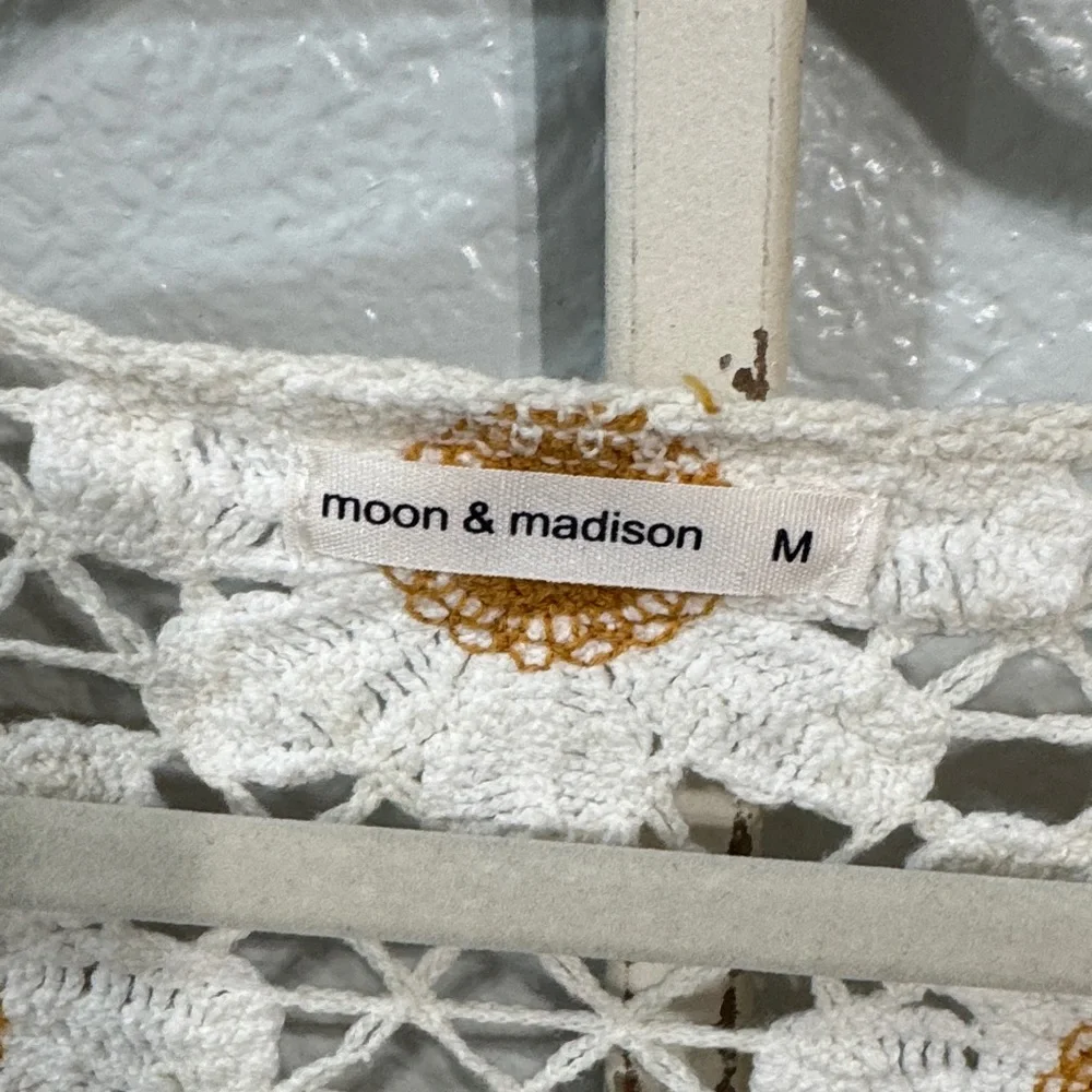 BOHO Crochet moon & Madison Floral Cardigan - Picture 2 of 5